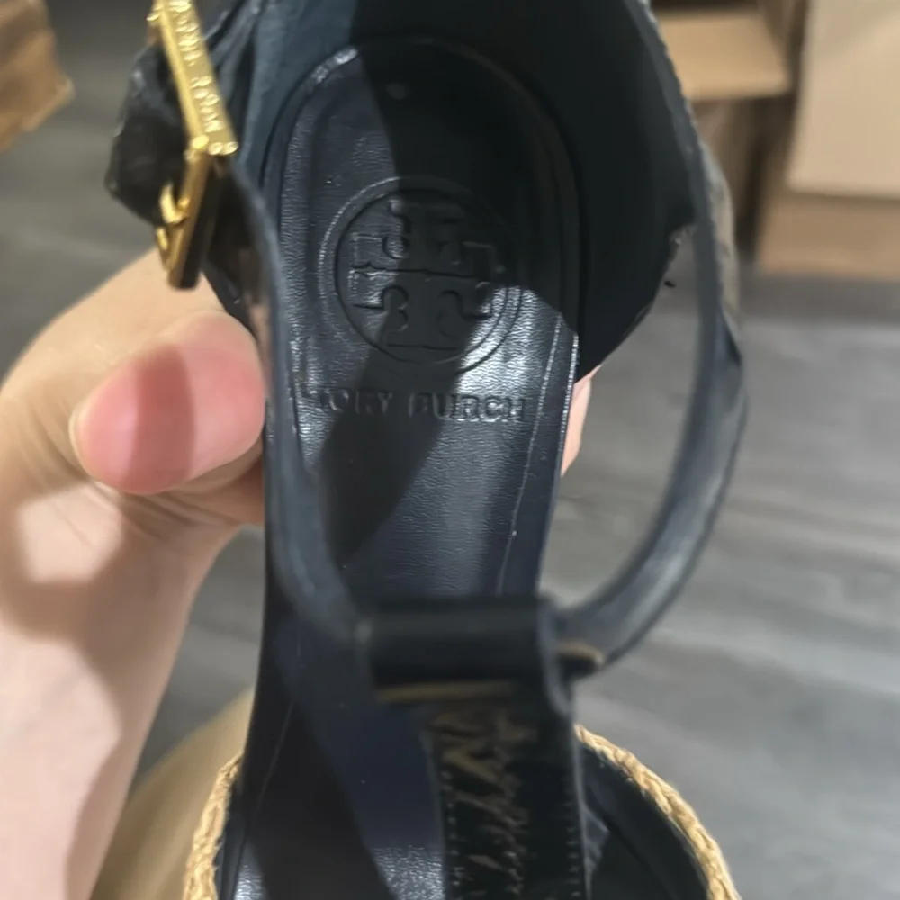 Tory Burch Black and Tan Heels - Picture 3 of 7